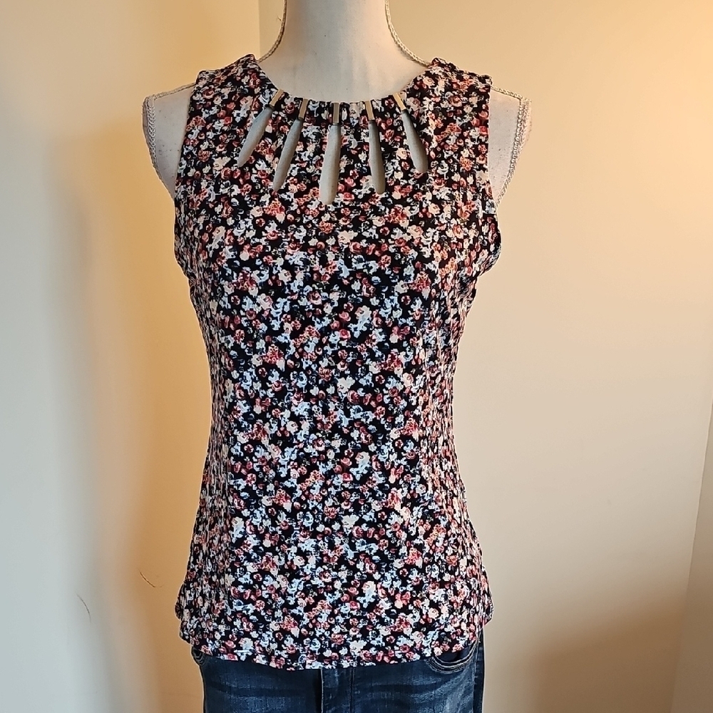 White House Black Market Black and Pink Floral Cutout Tank Top